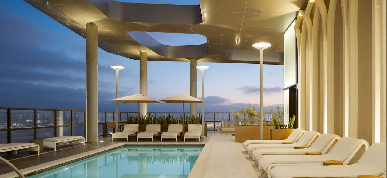 Rooftop pool and chaise lounges at rooftop